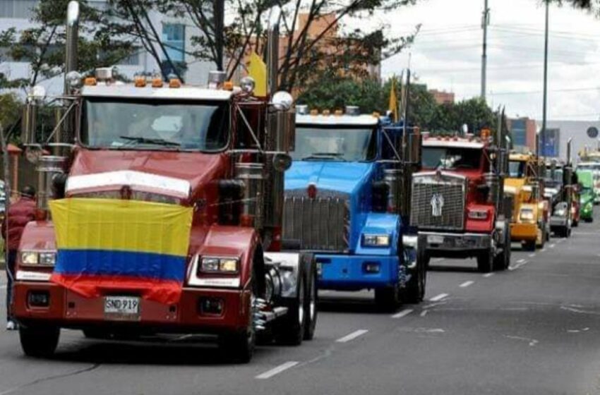  Paro de camioneros arrancó hoy 15 de febrero en el país.