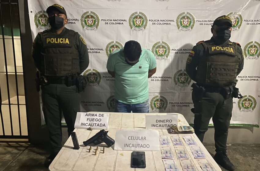  Portando una pistola y más de 5 millones de pesos fue capturado un hombre en Timaná